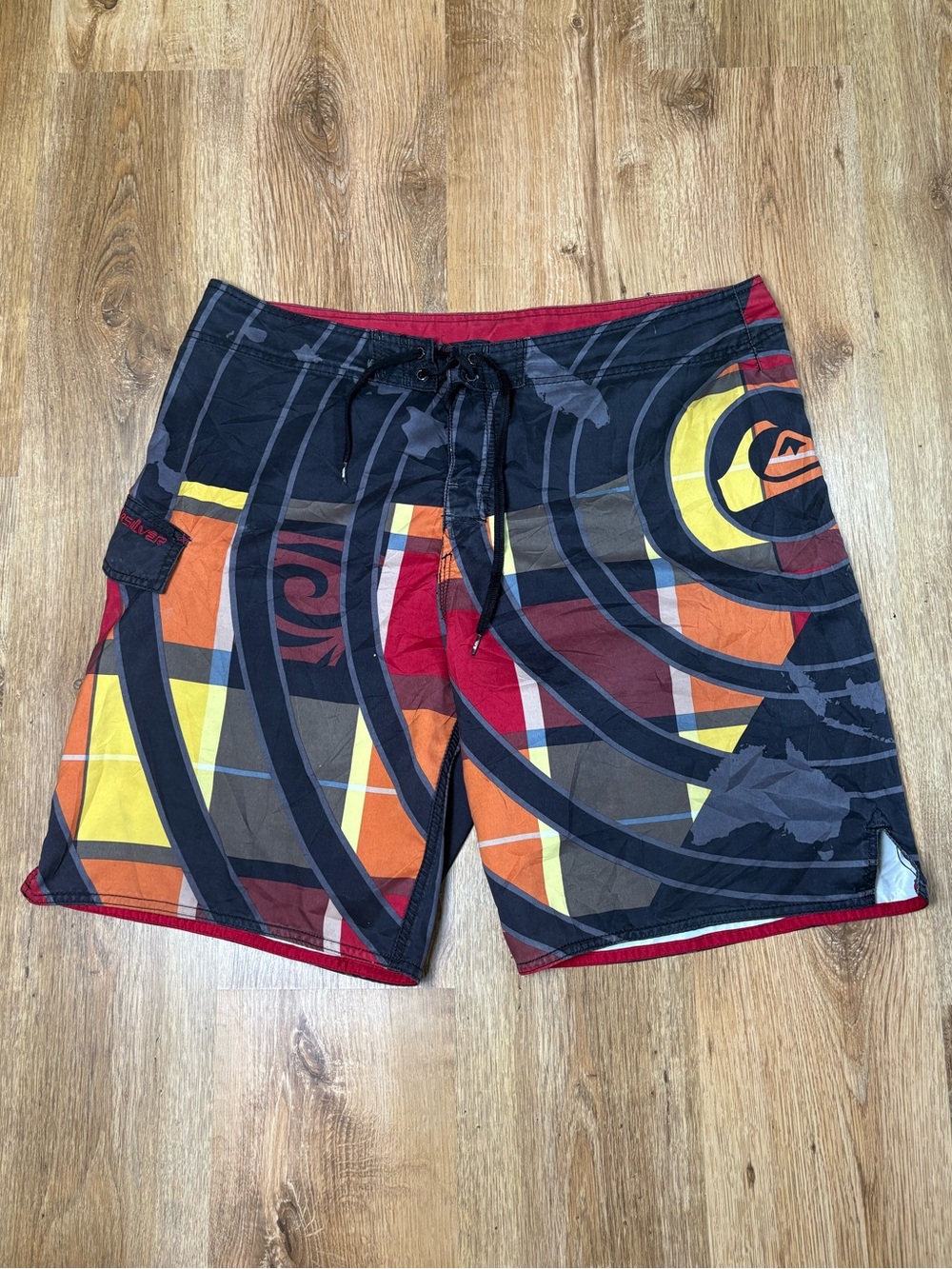 Quiksilver Men’s Black Red Orange Geometric Board Shorts